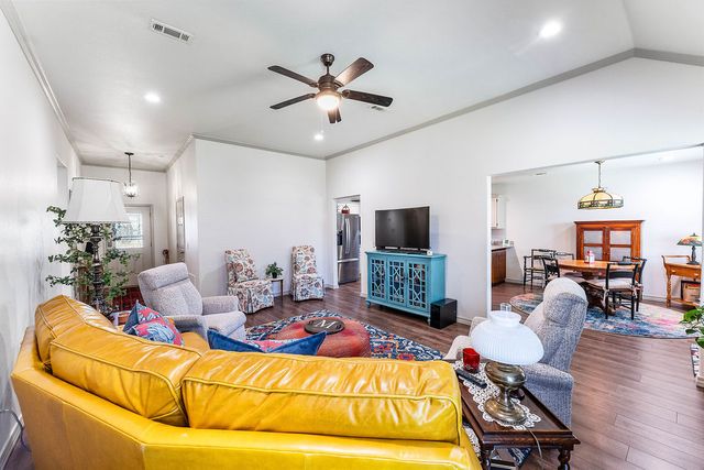 6008 S 39th Street, Rogers, AR 72758