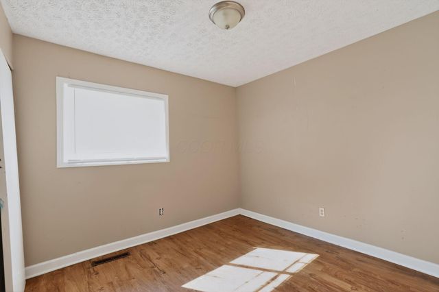 3041 Bluefield Drive, Columbus, OH 43207