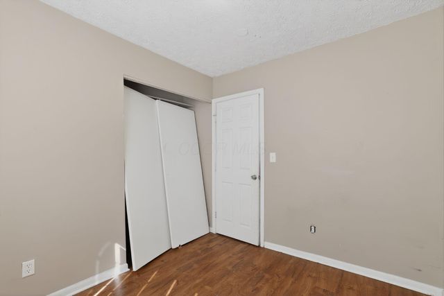 3041 Bluefield Drive, Columbus, OH 43207