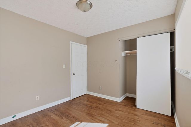 3041 Bluefield Drive, Columbus, OH 43207
