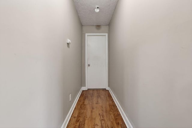 3041 Bluefield Drive, Columbus, OH 43207