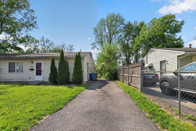 3041 Bluefield Drive, Columbus, OH 43207