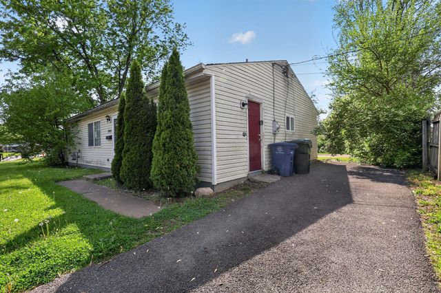 3041 Bluefield Drive, Columbus, OH 43207