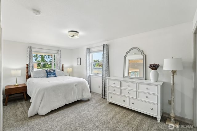 501 3rd Street, Steilacoom, WA 98388