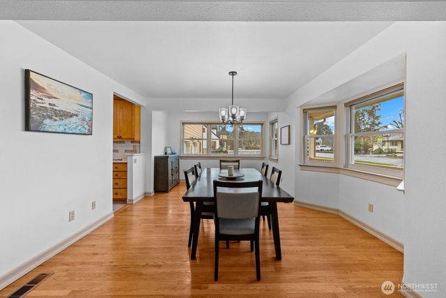 501 3rd Street, Steilacoom, WA 98388