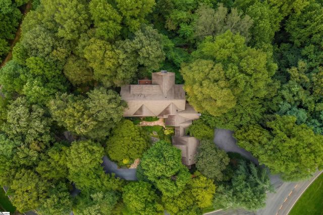 6 Eagle Rock Road, Landrum, SC 29356