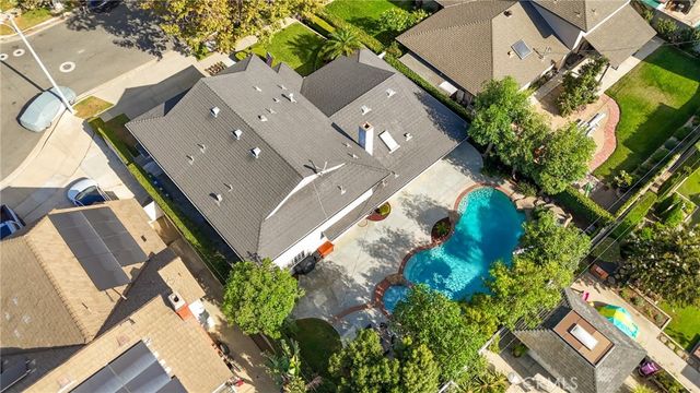 2210 Richmond Street, Santa Ana, CA 92705