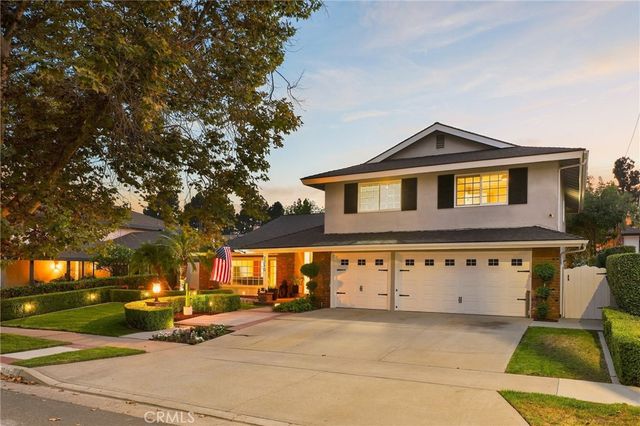 2210 Richmond Street, Santa Ana, CA 92705