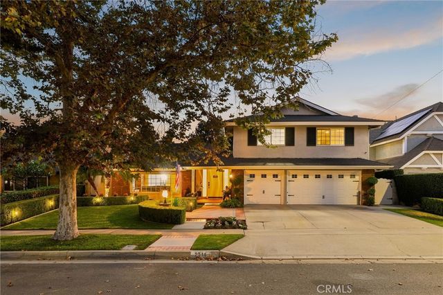 2210 Richmond Street, Santa Ana, CA 92705