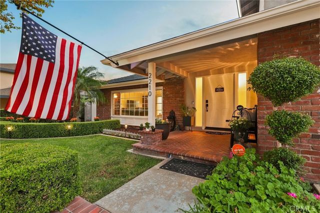 2210 Richmond Street, Santa Ana, CA 92705