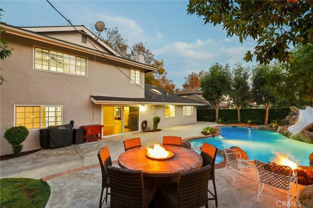 2210 Richmond Street, Santa Ana, CA 92705