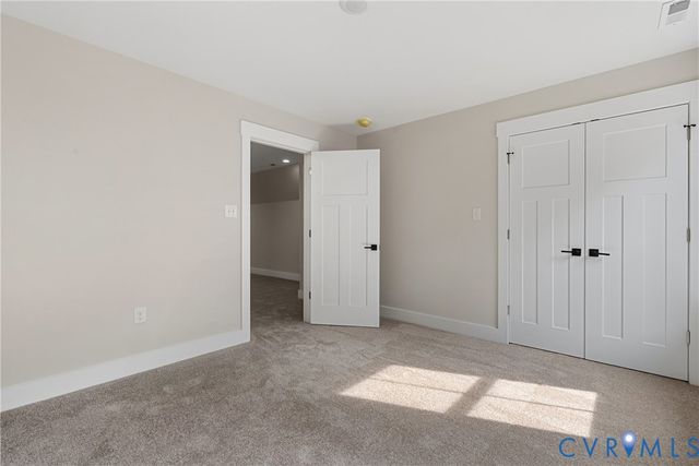 155 Noahs Landing Dr, Louisa, VA 23024