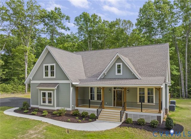 155 Noahs Landing Dr, Louisa, VA 23024