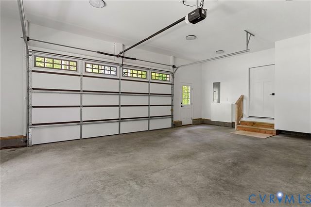 155 Noahs Landing Dr, Louisa, VA 23024