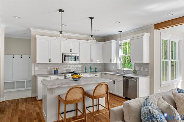 155 Noahs Landing Dr, Louisa, VA 23024