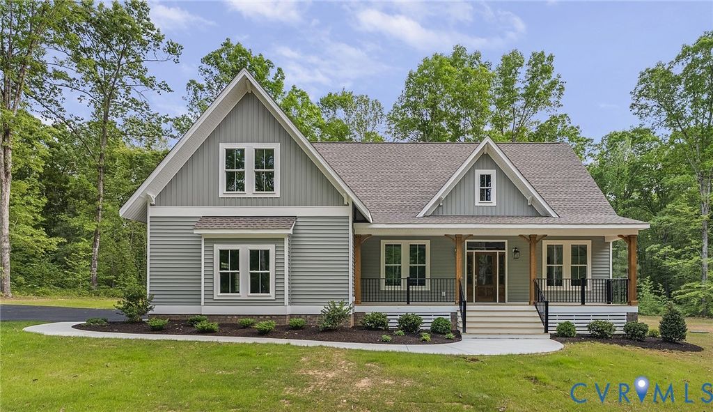 155 Noahs Landing Dr, Louisa, VA 23024