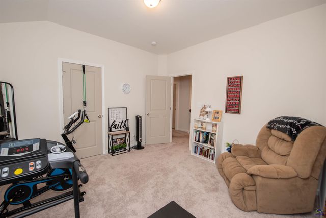 125 Amberley Ct, Kathleen, GA 31047