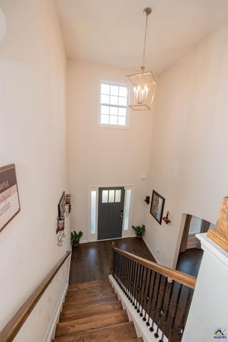 125 Amberley Ct, Kathleen, GA 31047