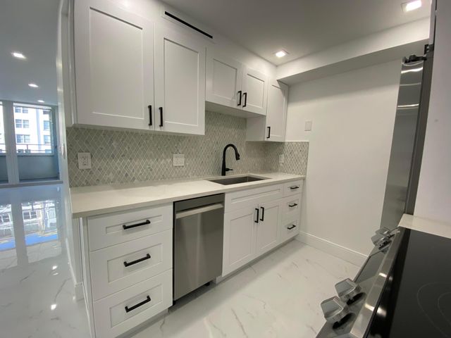 111 Briny Avenue 2409, Pompano Beach, FL 33062