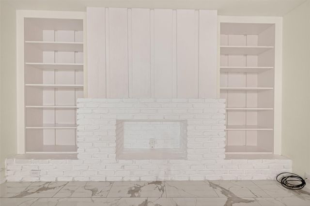 2201 Fountain View Drive 54, Houston, TX 77057