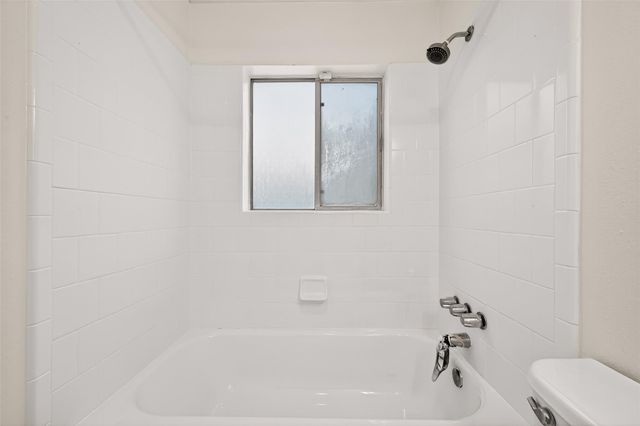 2201 Fountain View Drive 54, Houston, TX 77057