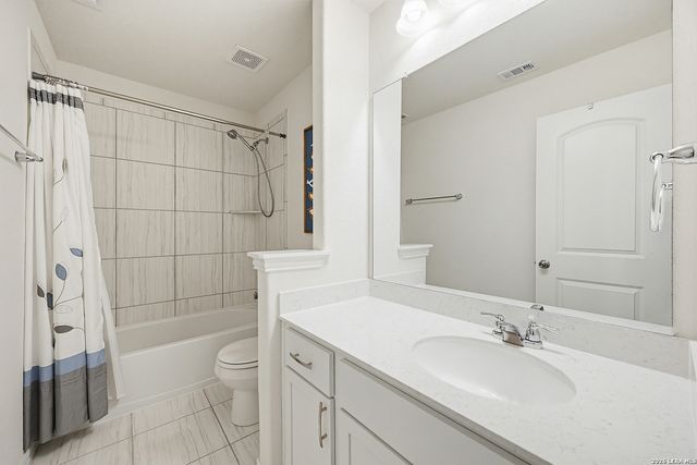 2055 COWAN DR, New Braunfels, TX 78132