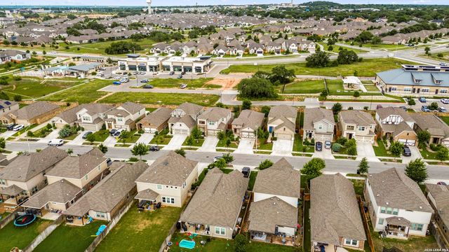 2055 COWAN DR, New Braunfels, TX 78132