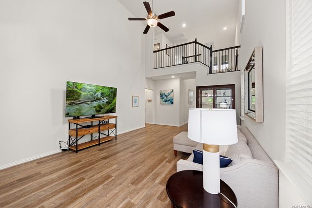 2055 COWAN DR, New Braunfels, TX 78132