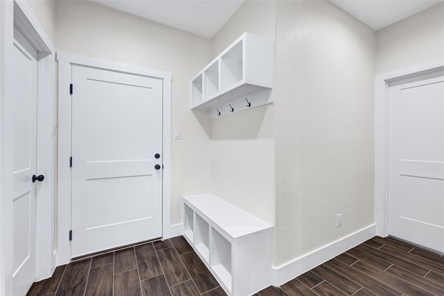 10154 County Road 302, Plantersville, TX 77363