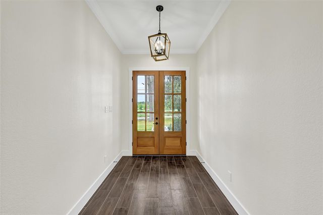 10154 County Road 302, Plantersville, TX 77363