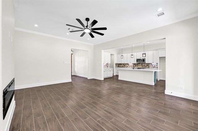 10154 County Road 302, Plantersville, TX 77363