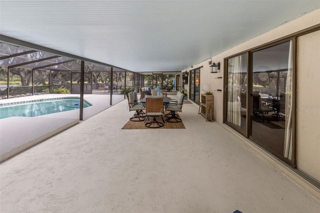 11310 DONNEYMOOR DRIVE, Riverview, FL 33569