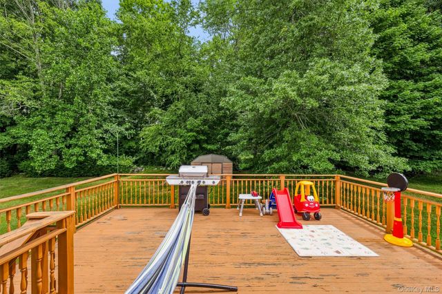 53 Everett Road, Carmel, NY 10512