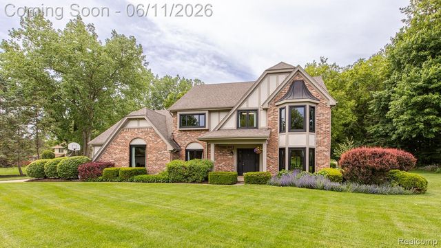 6563 Sun Valley Drive, Independence Charter Township, MI 48348