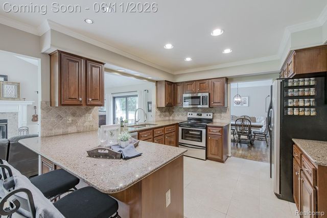 6563 Sun Valley Drive, Independence Charter Township, MI 48348