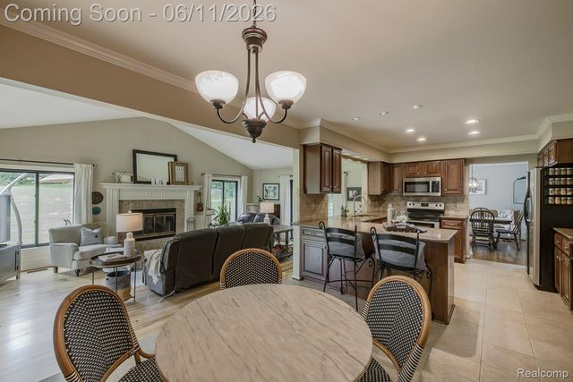 6563 Sun Valley Drive, Independence Charter Township, MI 48348
