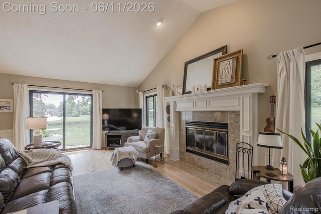 6563 Sun Valley Drive, Independence Charter Township, MI 48348