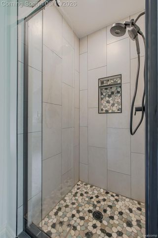 6563 Sun Valley Drive, Independence Charter Township, MI 48348
