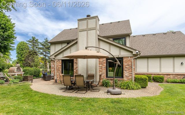 6563 Sun Valley Drive, Independence Charter Township, MI 48348