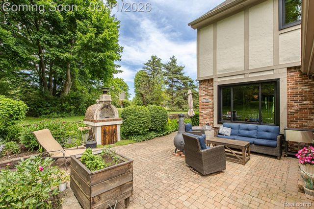 6563 Sun Valley Drive, Independence Charter Township, MI 48348