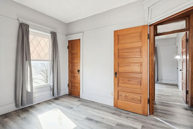 705 W Market Street, Bloomington, IL 61701