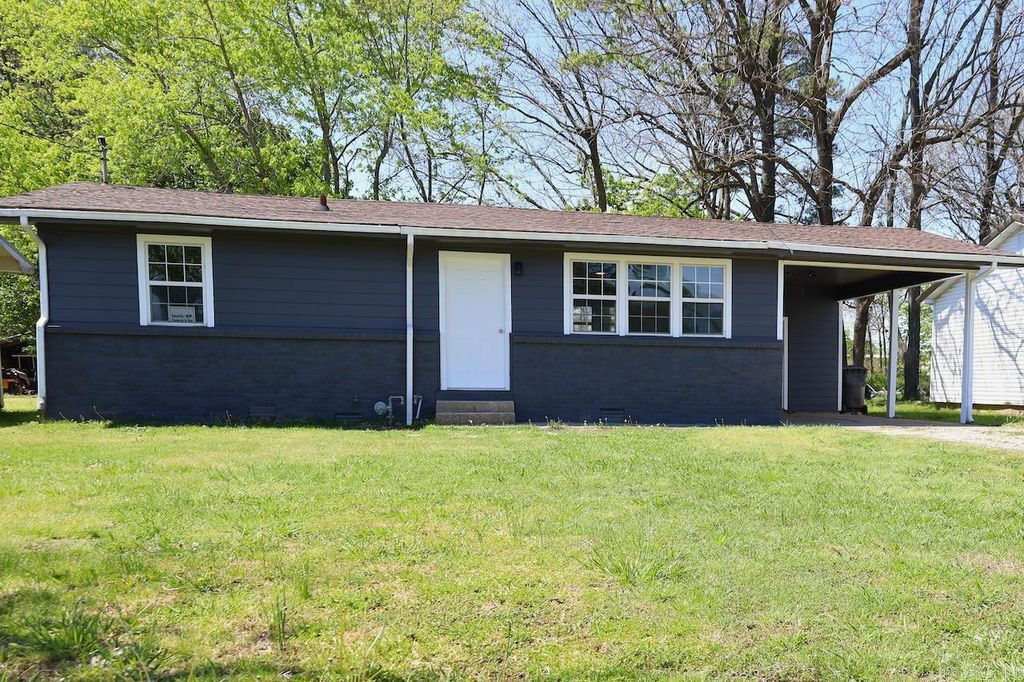314 Tower, Paragould, AR 72450