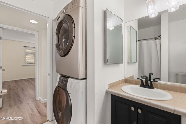 2555 Clear Acre Lane 16-1, Reno, NV 89512