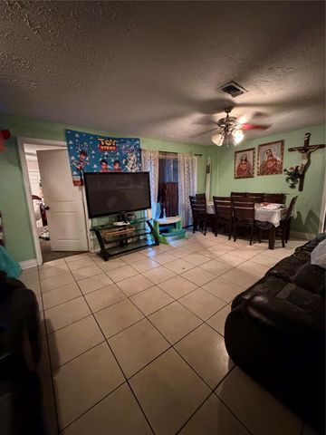 5715 Waterford Drive, Houston, TX 77033