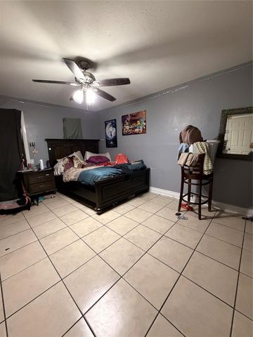 5715 Waterford Drive, Houston, TX 77033