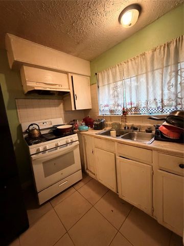 5715 Waterford Drive, Houston, TX 77033