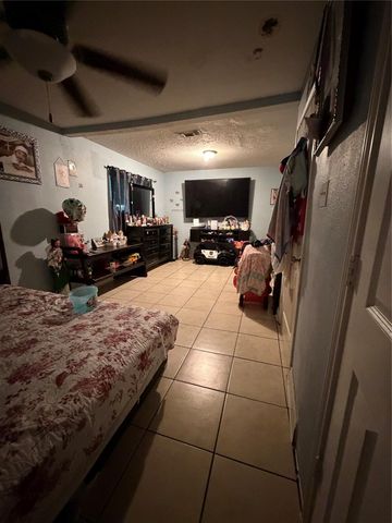 5715 Waterford Drive, Houston, TX 77033