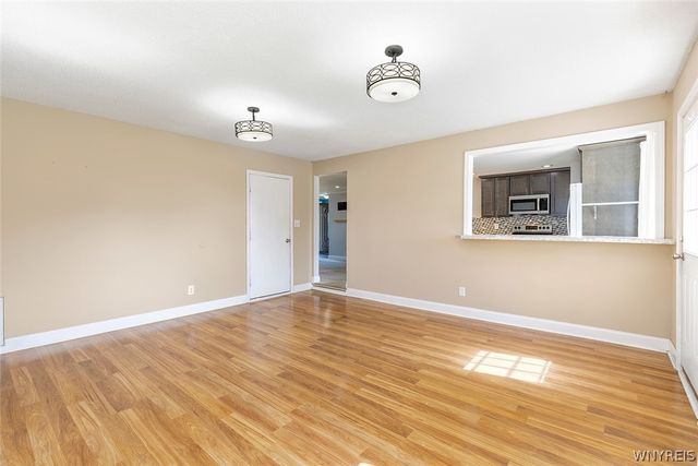 242 Sundridge Drive, Amherst, NY 14228