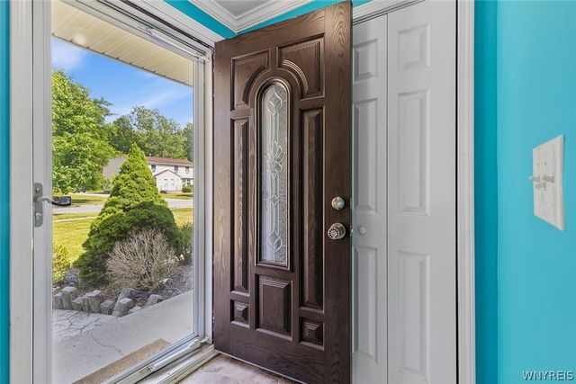 242 Sundridge Drive, Amherst, NY 14228