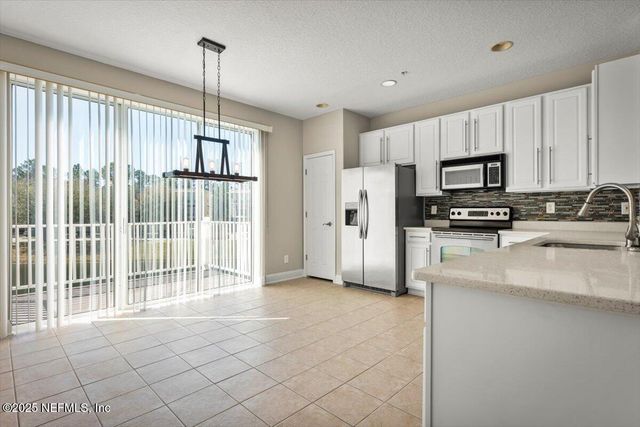 4426 CAPITAL DOME Drive, Jacksonville, FL 32246